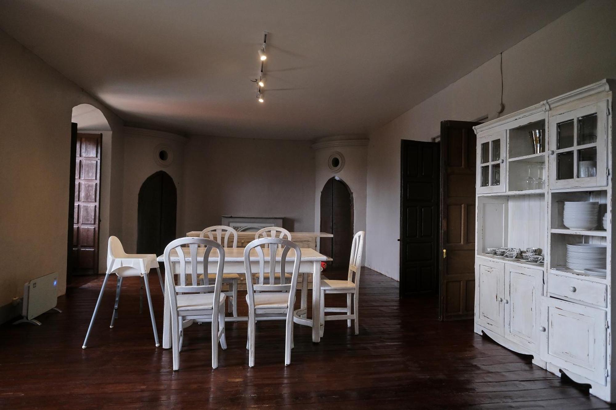 Casa Rural Palacio Conde De Aldana Con Piscina Entre Encinares Y Dehesas Terradillos Εξωτερικό φωτογραφία