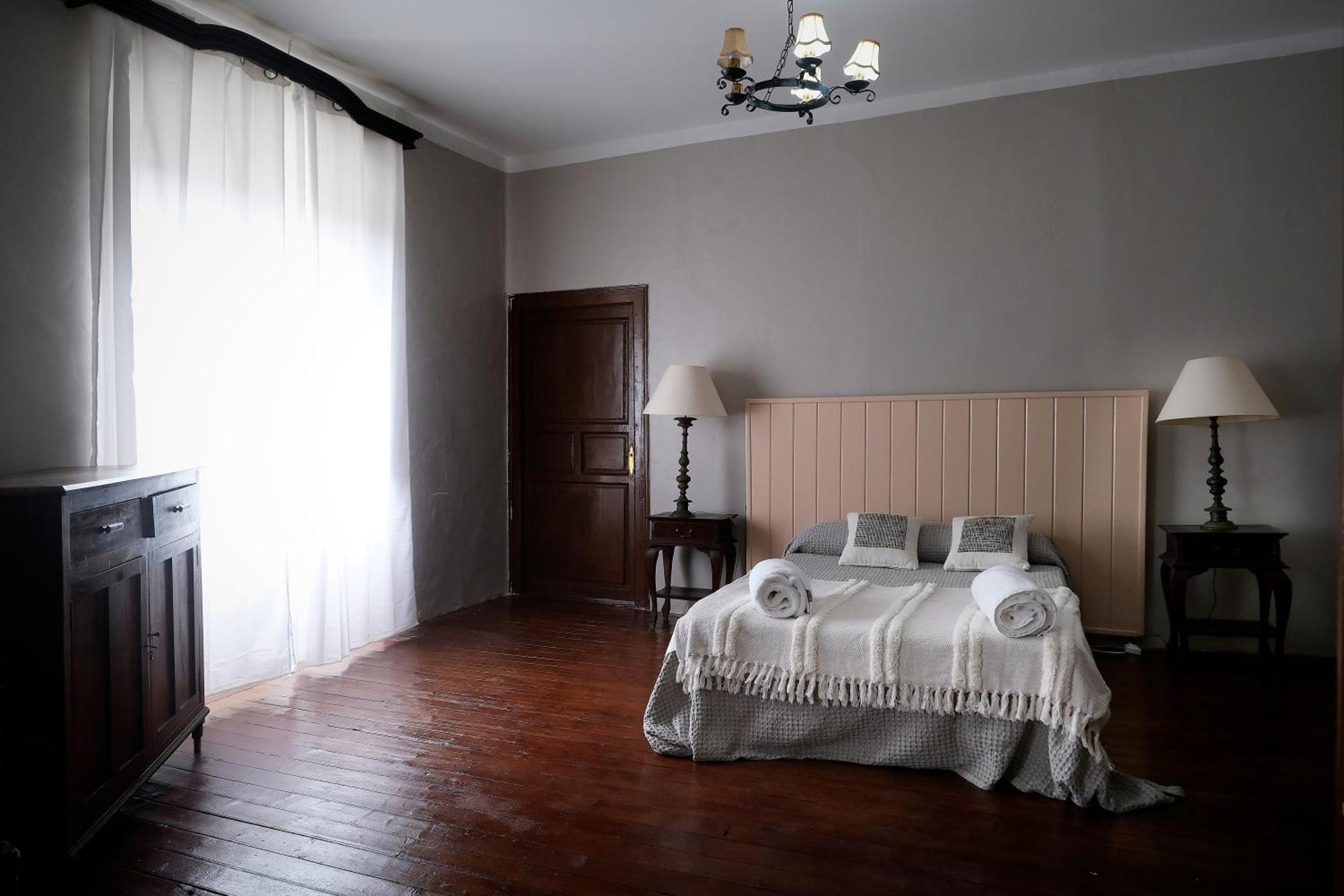 Casa Rural Palacio Conde De Aldana Con Piscina Entre Encinares Y Dehesas Terradillos Εξωτερικό φωτογραφία