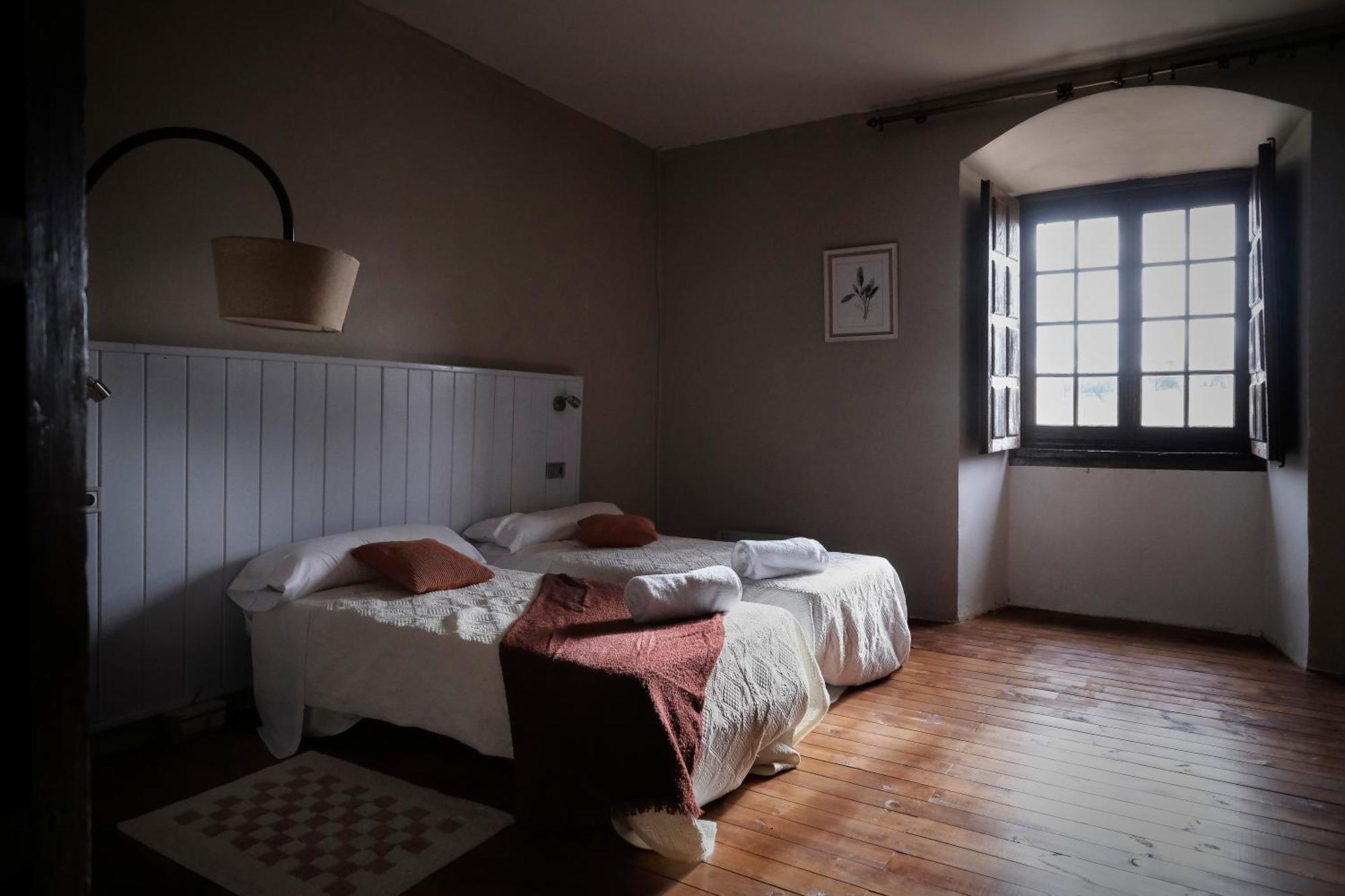 Casa Rural Palacio Conde De Aldana Con Piscina Entre Encinares Y Dehesas Terradillos Εξωτερικό φωτογραφία