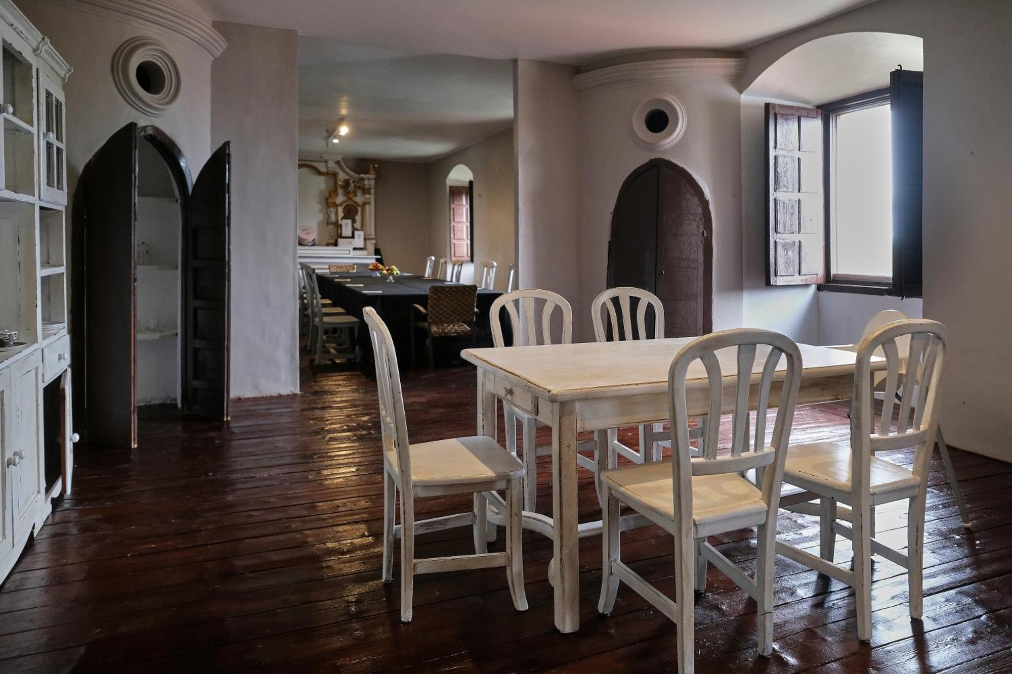 Casa Rural Palacio Conde De Aldana Con Piscina Entre Encinares Y Dehesas Terradillos Εξωτερικό φωτογραφία